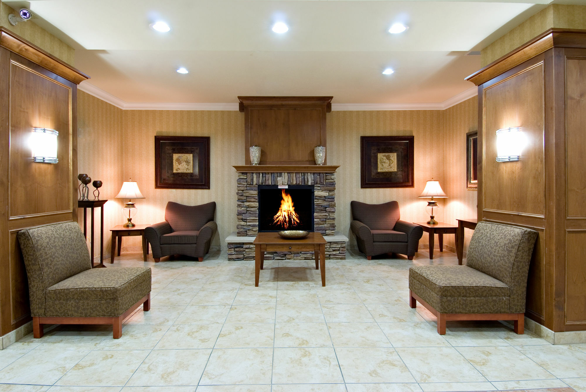 Holiday Inn Express And Suites Klamath Klamath Falls Exterior foto